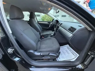 2016 VOLKSWAGEN PASSAT
