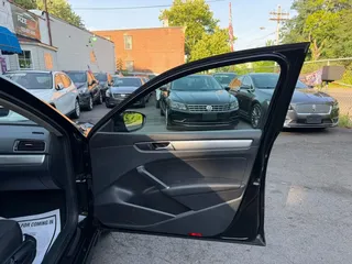 2016 VOLKSWAGEN PASSAT