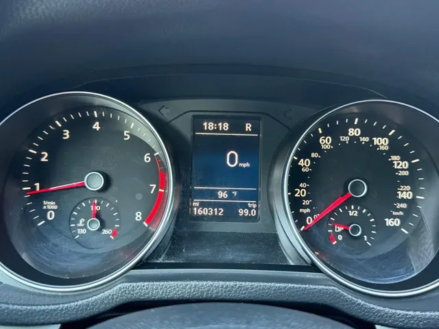 2016 VOLKSWAGEN PASSAT
