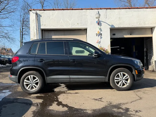 2016 VOLKSWAGEN TIGUAN