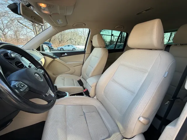 2016 VOLKSWAGEN TIGUAN