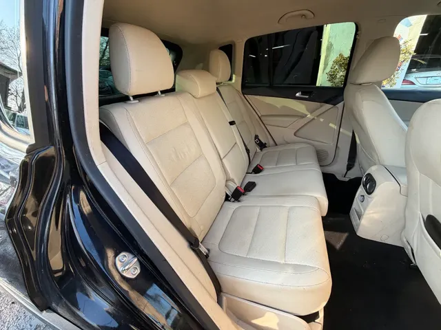 2016 VOLKSWAGEN TIGUAN
