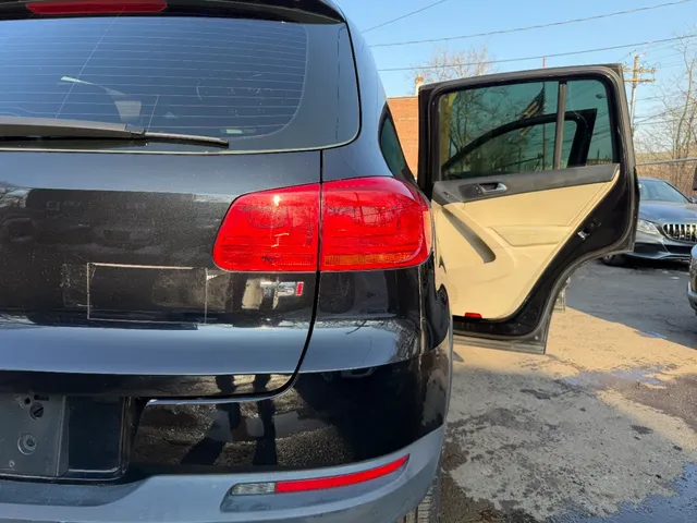 2016 VOLKSWAGEN TIGUAN