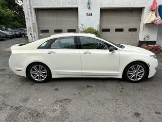 2013 Lincoln MKZ