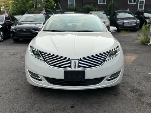2013 Lincoln MKZ