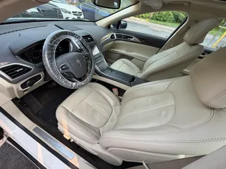 2013 Lincoln MKZ