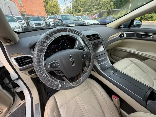 2013 Lincoln MKZ