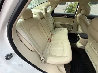 2013 Lincoln MKZ