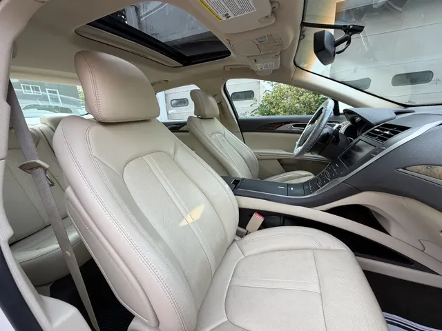2013 Lincoln MKZ