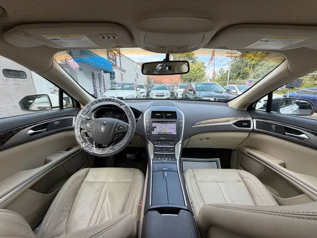 2013 Lincoln MKZ