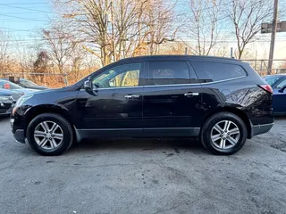 2017 CHEVROLET TRAVERSE LT