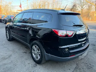 2017 CHEVROLET TRAVERSE LT