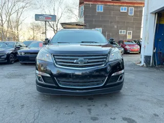 2017 CHEVROLET TRAVERSE LT