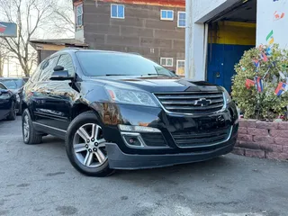 2017 CHEVROLET TRAVERSE LT