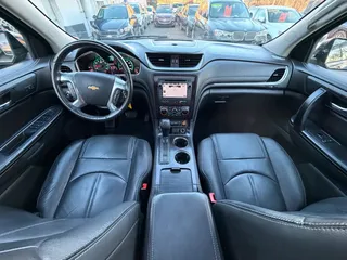2017 CHEVROLET TRAVERSE LT