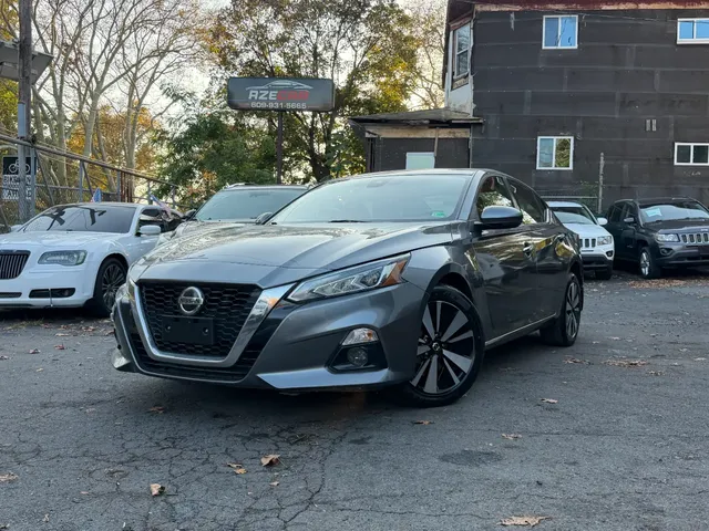 2019 Nissan Altima  SL