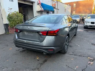 2019 Nissan Altima  SL
