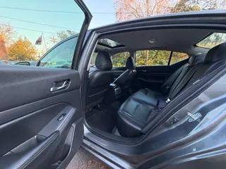 2019 Nissan Altima  SL