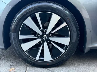 2019 Nissan Altima  SL