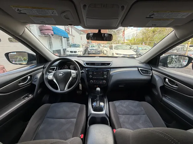 2016 NISSAN ROGUE
