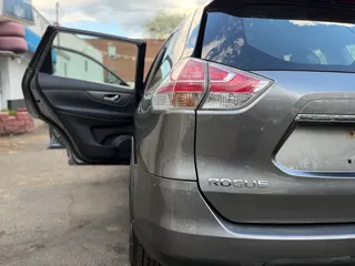 2016 NISSAN ROGUE