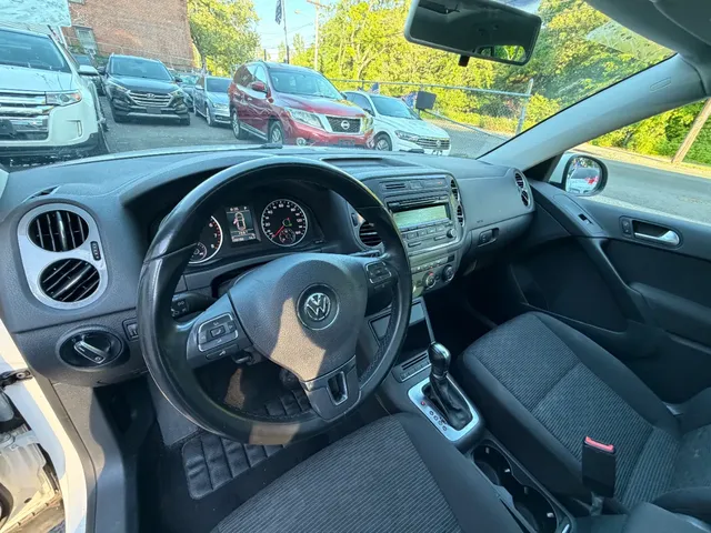 2013 VOLKSWAGEN TIGUAN
