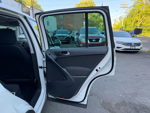 2013 VOLKSWAGEN TIGUAN