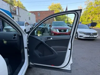 2013 VOLKSWAGEN TIGUAN