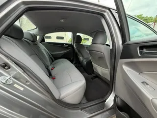 2011 HYUNDAI SONATA