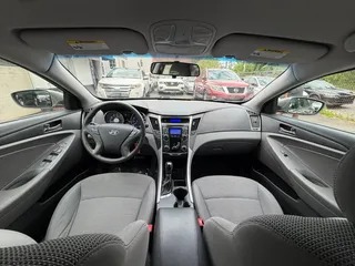 2011 HYUNDAI SONATA