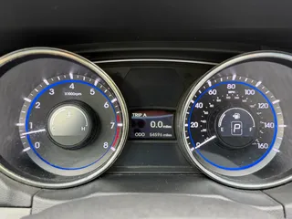 2011 HYUNDAI SONATA