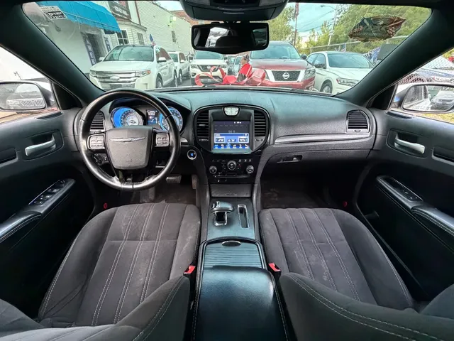 2012 CHRYSLER 300