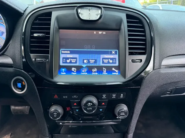 2012 CHRYSLER 300